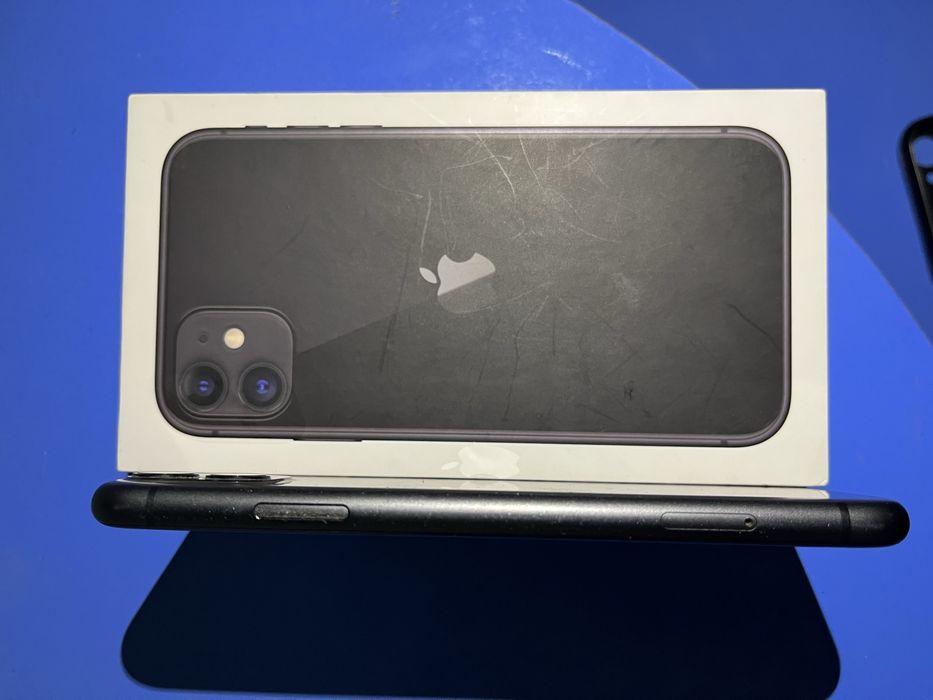 iPhone 11 / 75.000