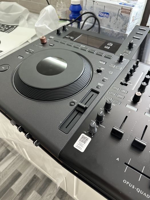 Consola Dj Pioneer Opus Quad