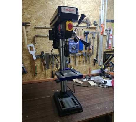 Станок сверлильный вертикальный настольный по дереву BELMASH