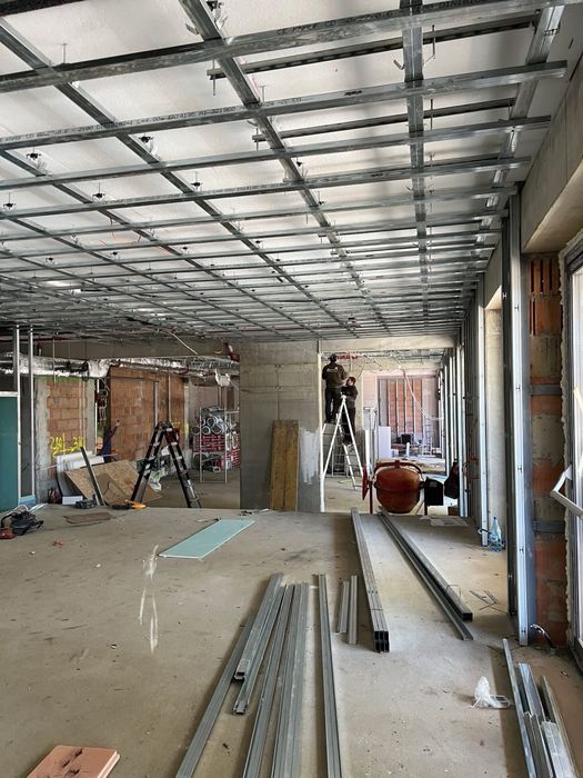 Profesionisti in gips-carton , tavane , pereti despartitori , scafe