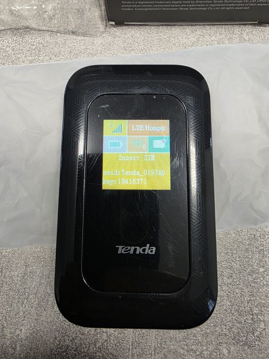 Vand router portabil 4G Tenda liber de retea