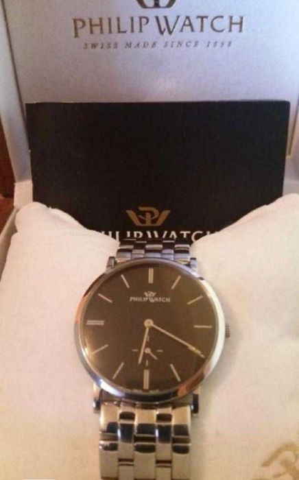 Philip Watch Minimalist superb ( dress watch ) poate fi un cadou ideal