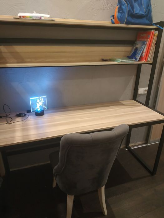 Диван лофт, столы,консоли