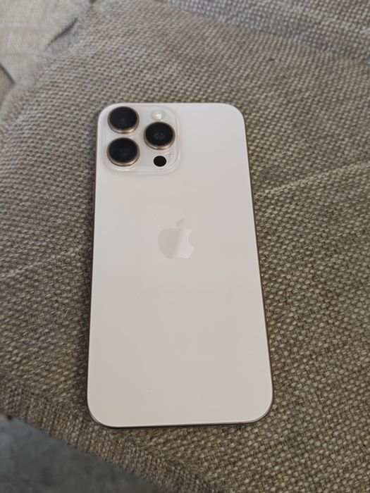 Продам iPhone 16 pro max
