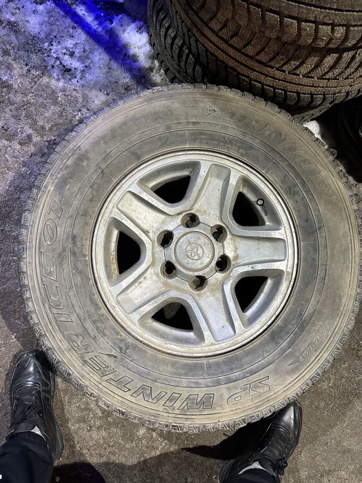 Продам шины зимний R 16