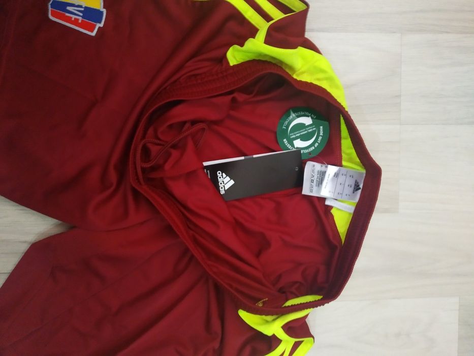 Къси панталони Adidas