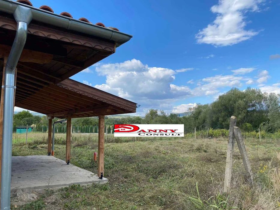 Новопостроена къща в с. Чакали - Еленски балкан