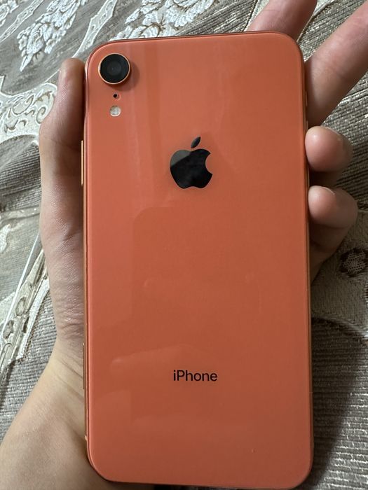 Iphone XR в хорошим состоянии