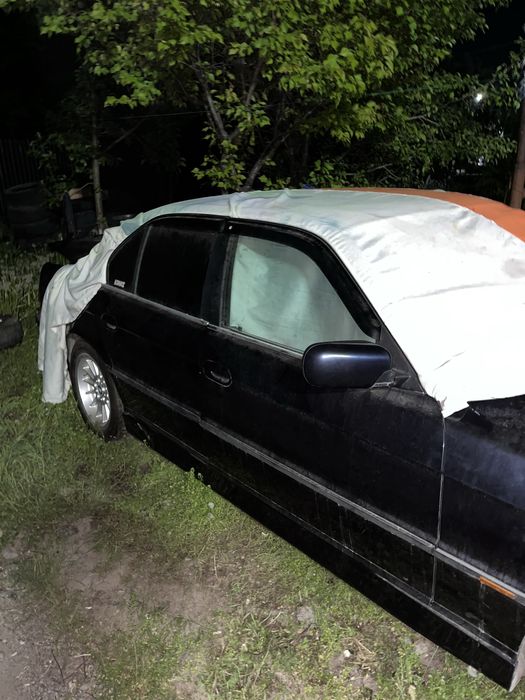 Bmw е38 разбор.