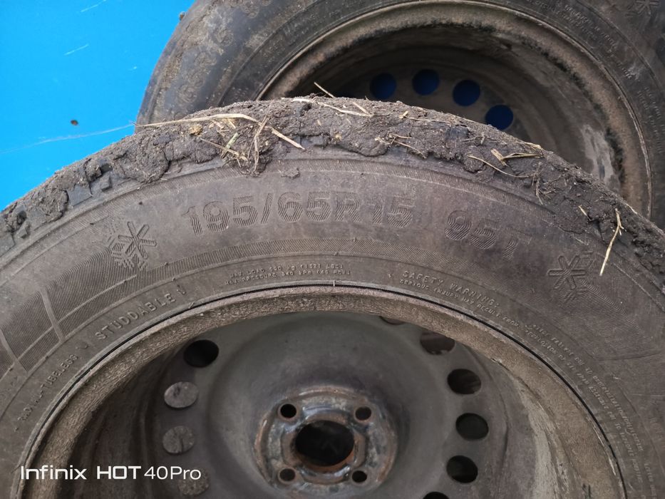 Продам колеса зимние