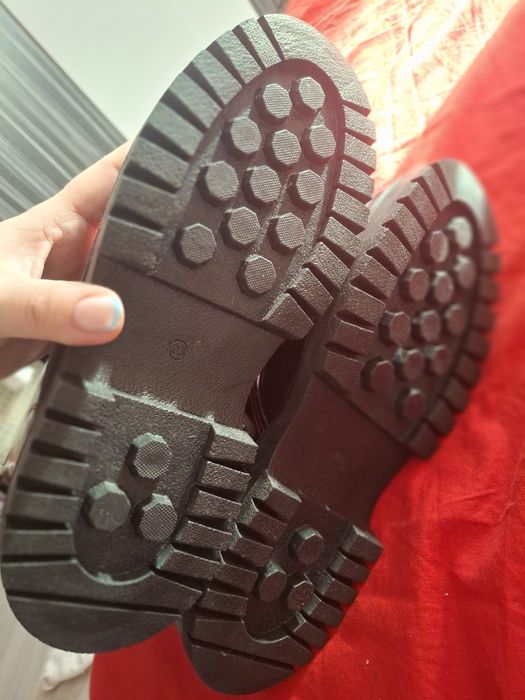 Чисто нови боти бордо Lc waikiki