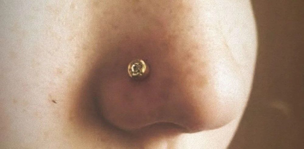 Прокол ушей пирсинг
