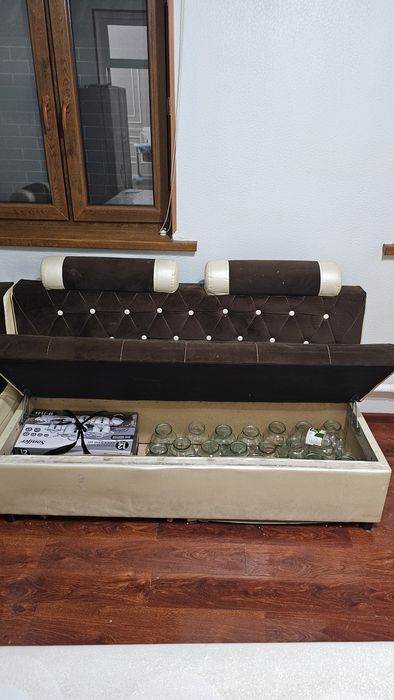 Диван сатылады орташа жагдайда