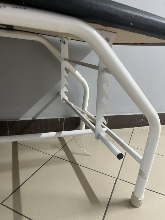 кушетка для клиентов