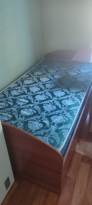 Кровать односпальная