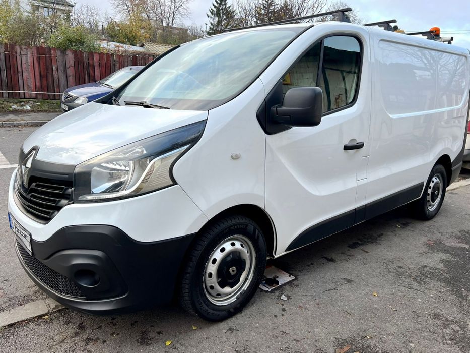 Renault Trafic 2016 - 80.000 km ! - stare foarte bună!
