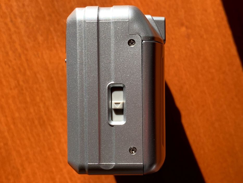 Чисто нов! Лентов Фотоапарт Skina Zoom 60 Wide