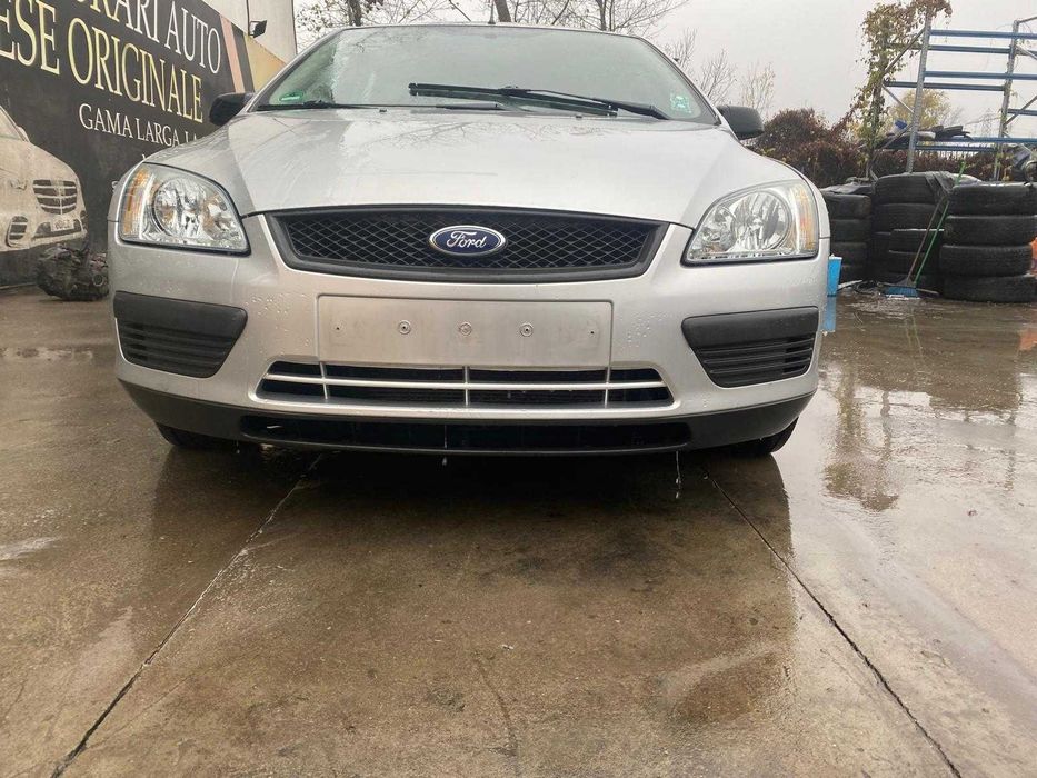 dezmembrez ford focus MK2 , 1.8i/bara fata focus 2/faruri focus 2