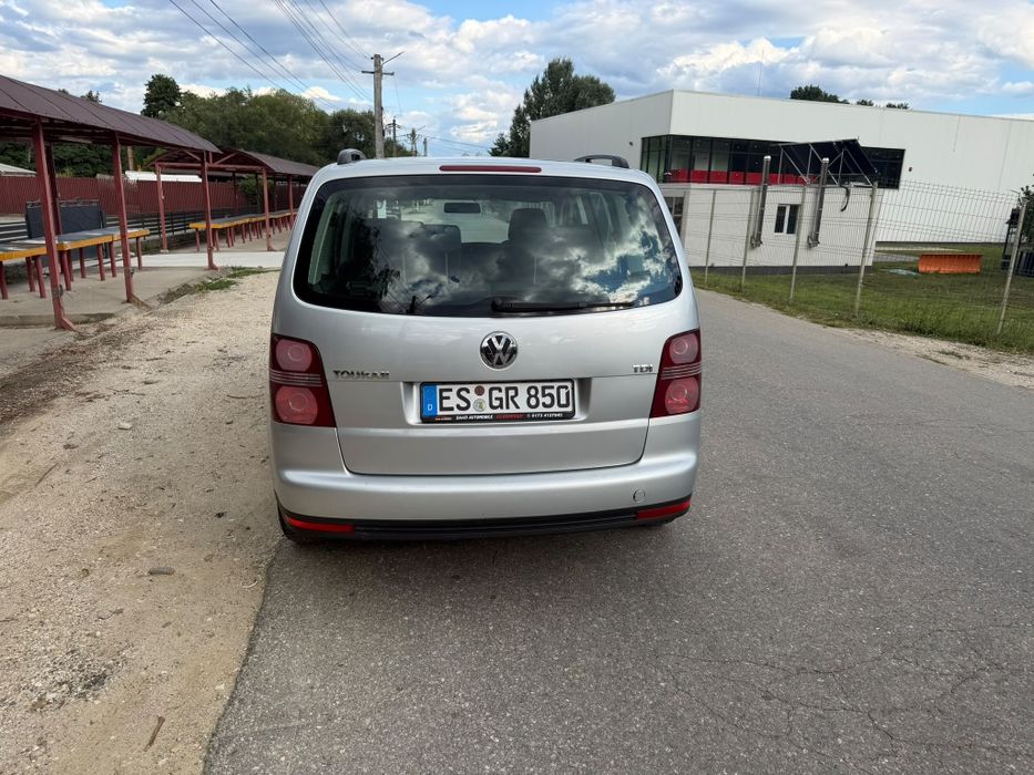 Volkswagen Touran