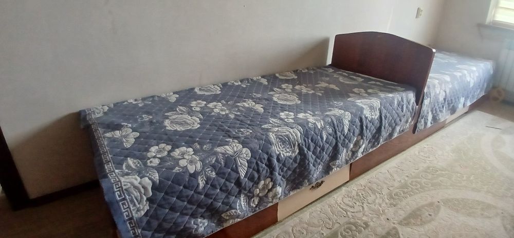Кровать односпальная