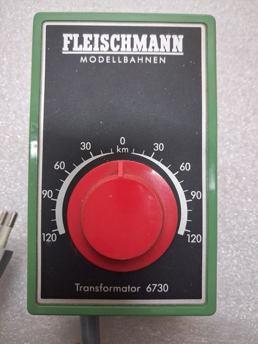 Fleischmann 6730 alimentator trenulet electric
