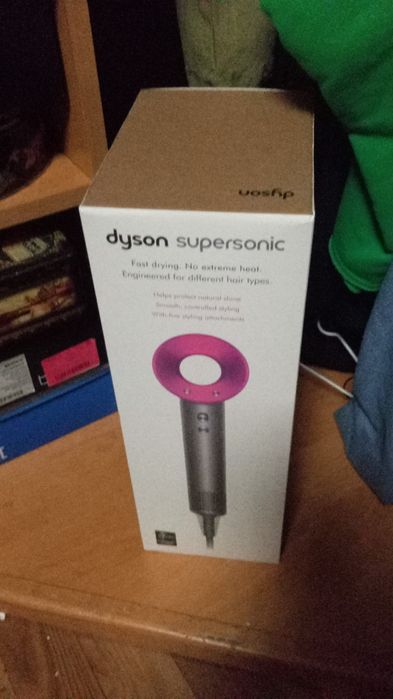 Продам Дайсон оригинал