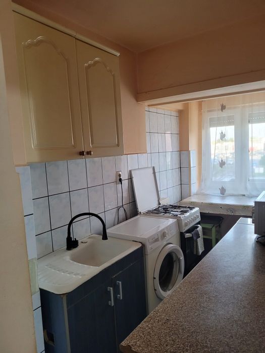 Proprietar – Închiriez garsonieră utilată complet, etaj 2, str. Someșului (vis-a-vis de Kaufland/Penny)