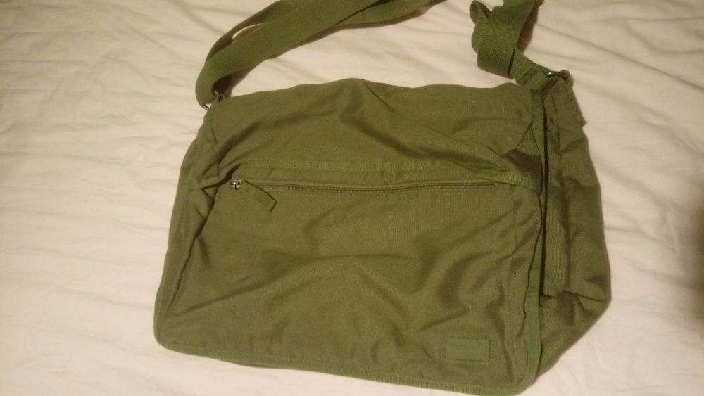 чанта Levis текстил, чанта Бата/Bata