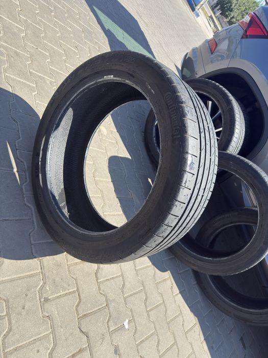 Anvelope Vara Continental 235/45 R20 DOT 2023