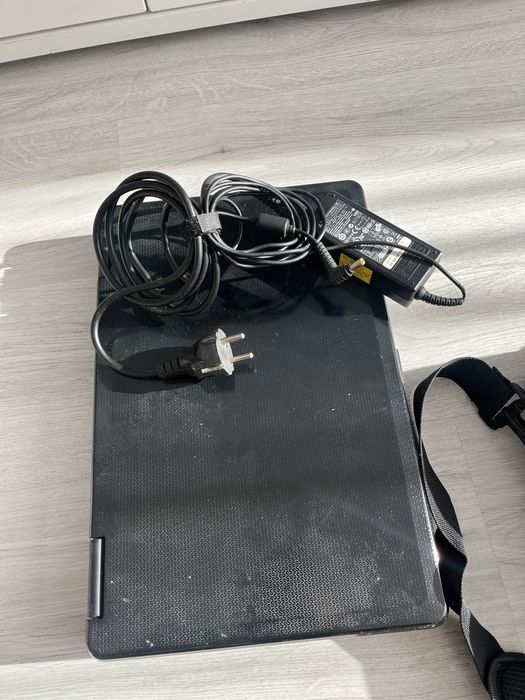 Чанта за лаптоп