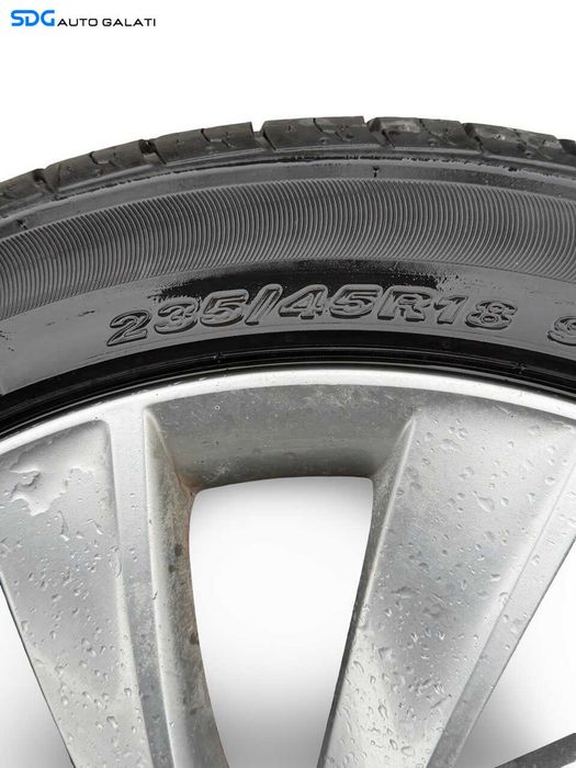 Set 4 Jante Janta Roata Roti Aliaj 235 45 18 R18 Distanta Prezon 5x112 CB 57.1 Audi A3 8P 2004 - 2013 (6Jx18 H2 ET 44 3V0601025L HL-4944-1) [JNT0011]