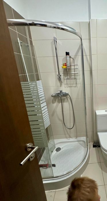 Cabina de dus ca noua