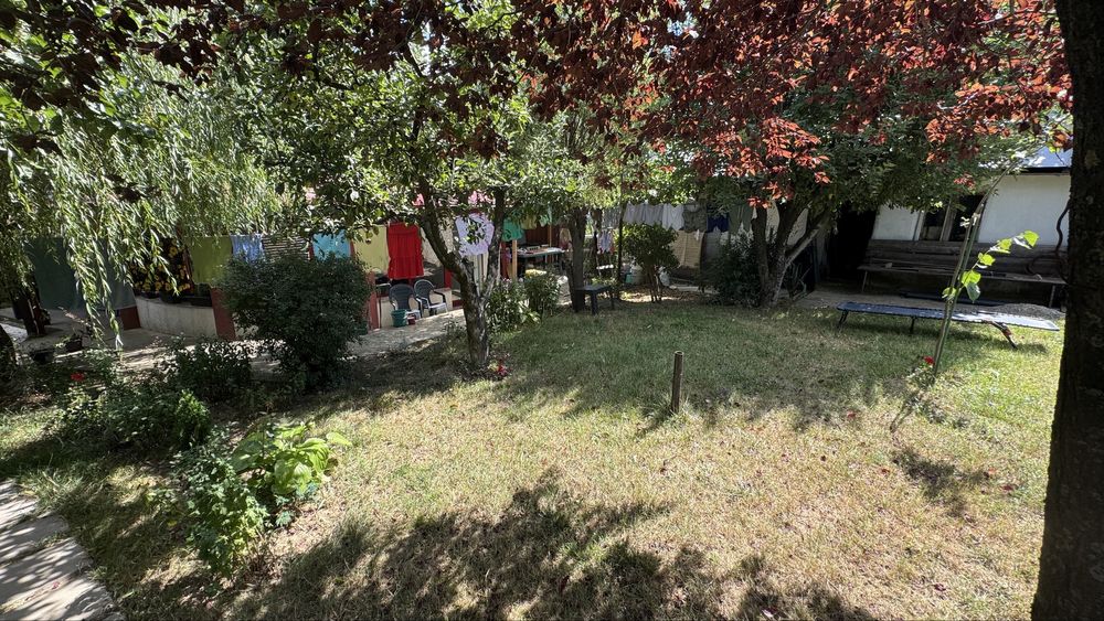 Vila de vanzare 300 mp si teren 500 mp