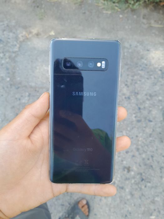 Samsung gallaxiy s10 holati ideal