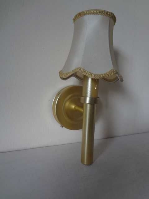 Аплик за стена - класически стил