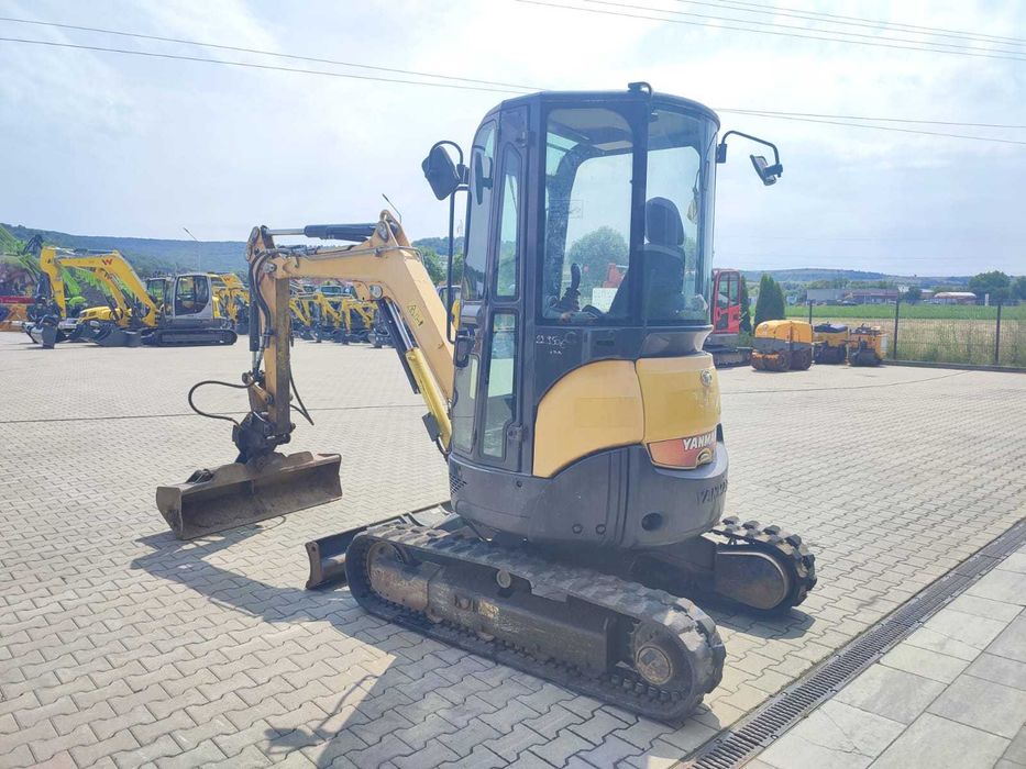 Miniexcavator Yanmar Vio25-4