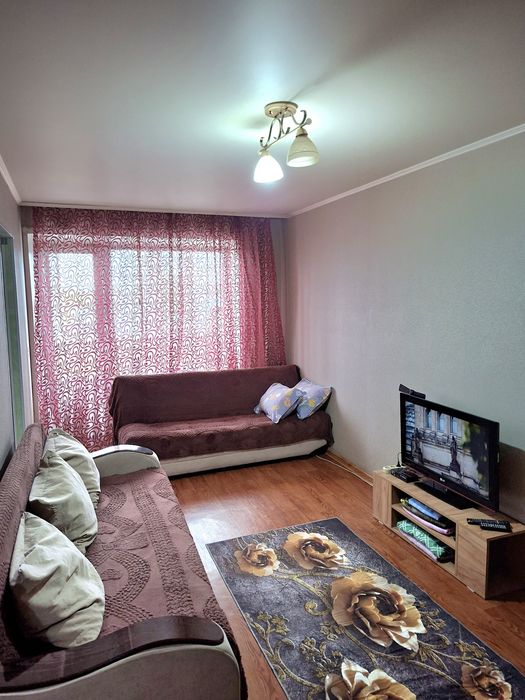 Сдам 1 ком квартиру посуточно