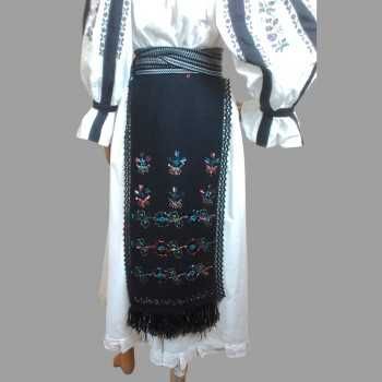 Costum popular RAR  lucrat manual zona Gorj sau Dolj  masura M