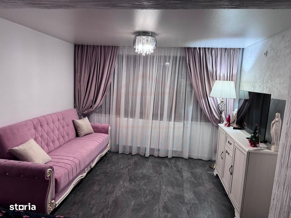 De vanzare apartament 3 camere Parter Mazepa 1