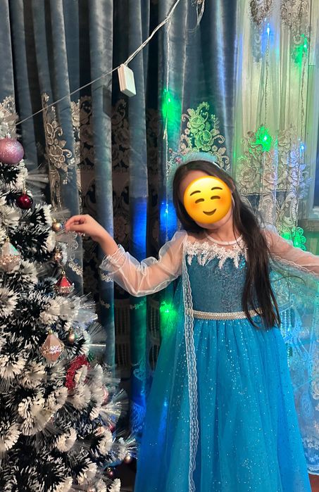 Платье карнавальное Эльзы на 6-7лет
