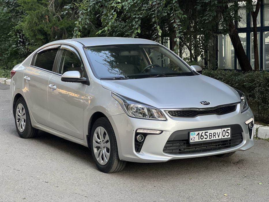 Kia Rio 2020 года