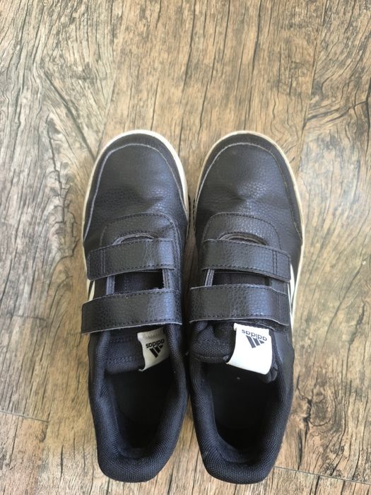 Маратонки Адидас 40 номер и Кецове на Fila 36 номер