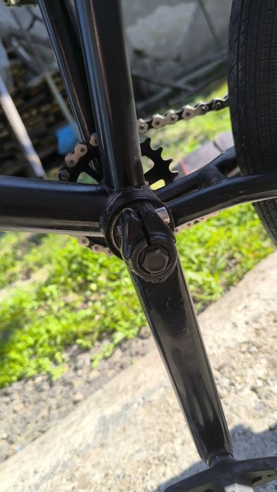 BMX 20' complet funcțional + scule și accesorii.