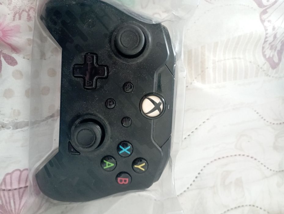 PDP Gaming кабелен контролер за Xbox / PC – като нов