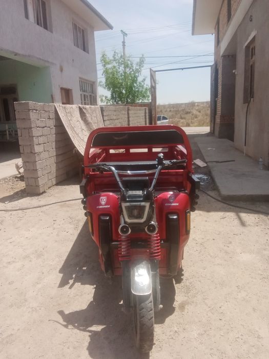 Skuter Gmindi sotiladi