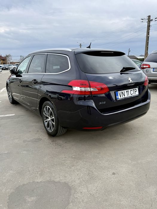 Peugeot 308 Facelift blue lease