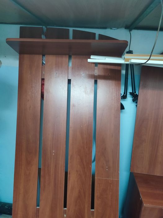 Продам прихожую б/у