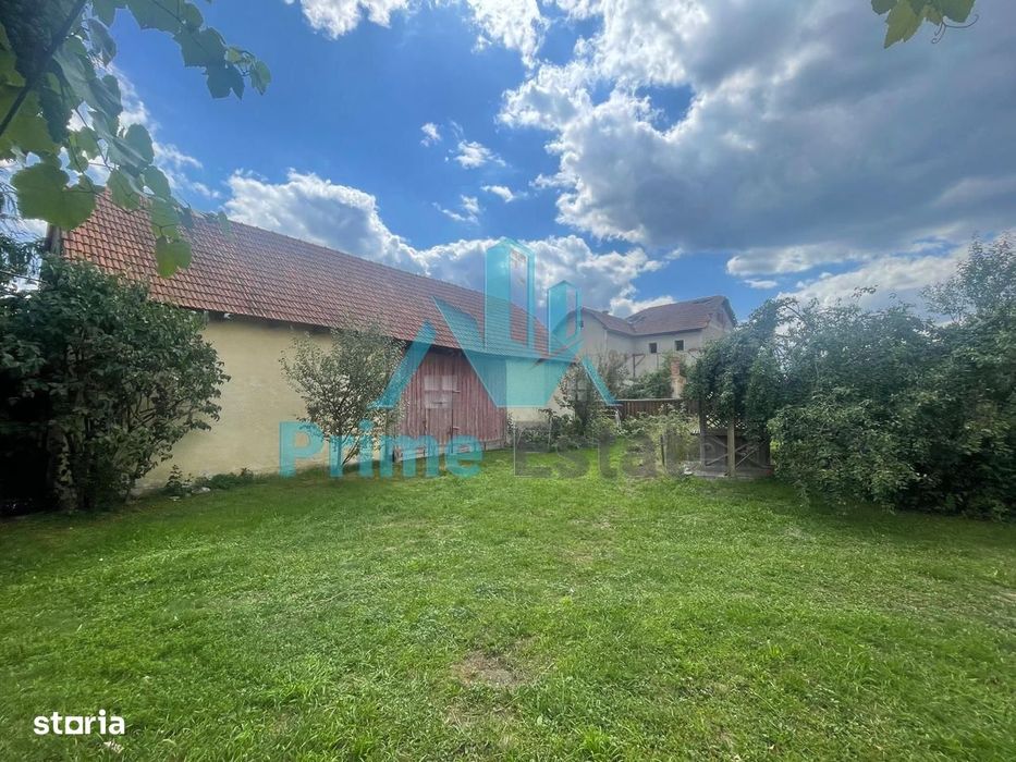 Casa cu teren de 4800 mp in Gilau