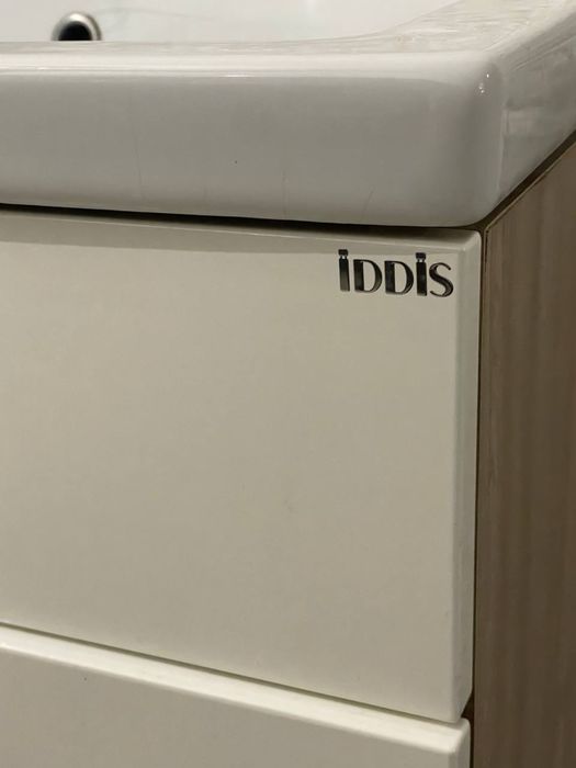 Раковина с ящиками