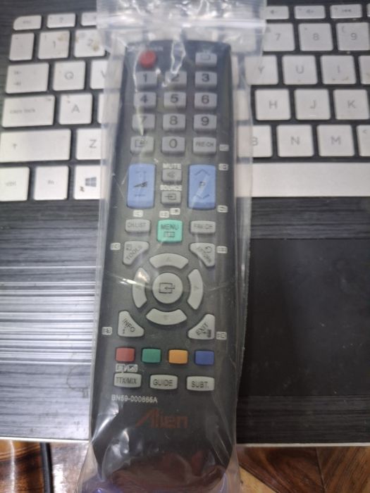 Telecomenzi Samsung Gama completă  TV LED RM L 1728